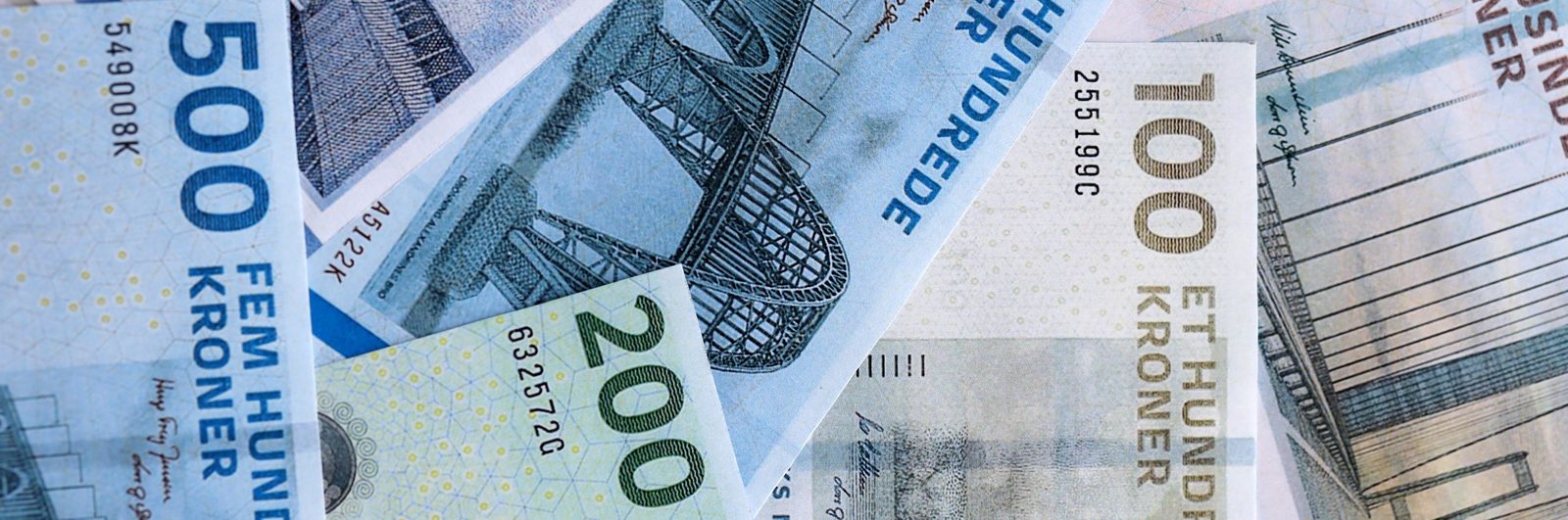 Axcel spidser opkøbs-blyanten med 15,7 friske milliarder